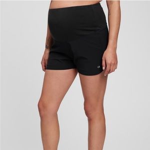 GapFit Maternity Full Panel 3.5"
Running Shorts